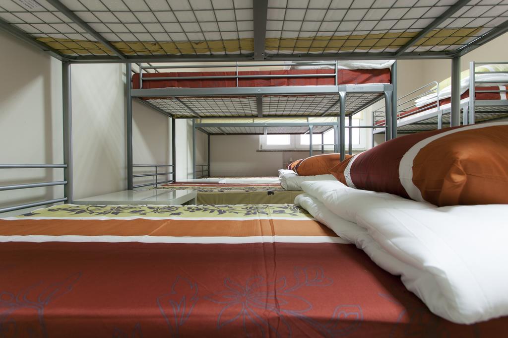 Club Hostel Varşova Oda fotoğraf